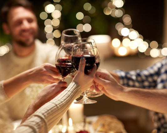 3 Bebidas Tradicionales para Reunir a tu Familia en esta Navidad